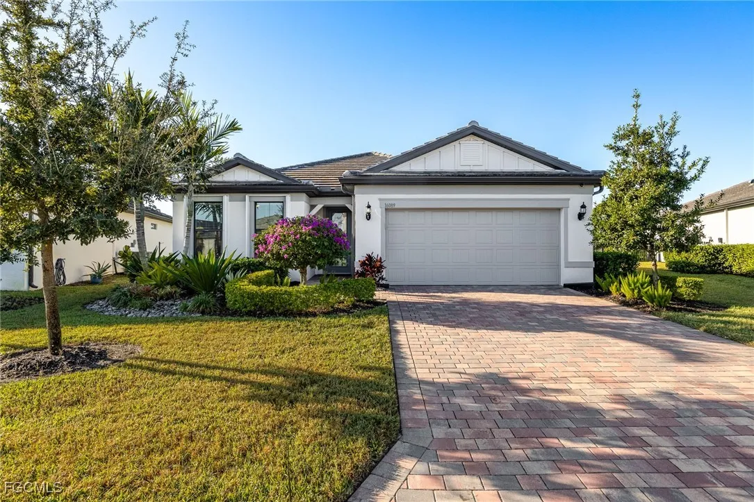 Alva, Florida 33920, United States, 3 Bedrooms Bedrooms, ,2 BathroomsBathrooms,Residential,Active,246366