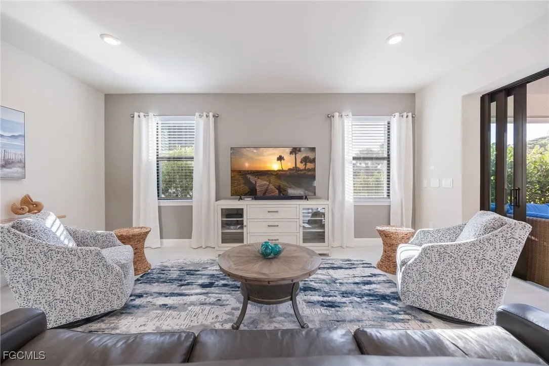 Alva, Florida 33920, United States, 3 Bedrooms Bedrooms, ,2 BathroomsBathrooms,Residential,Active,246366