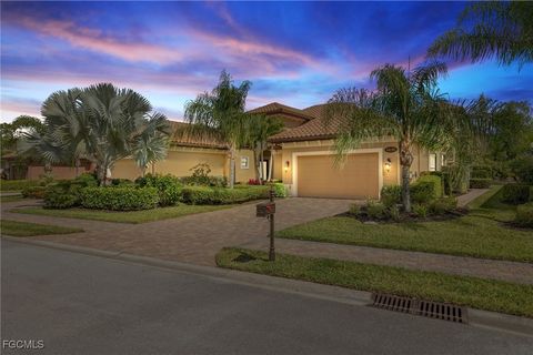 6636 Roma Way Naples FL 34113