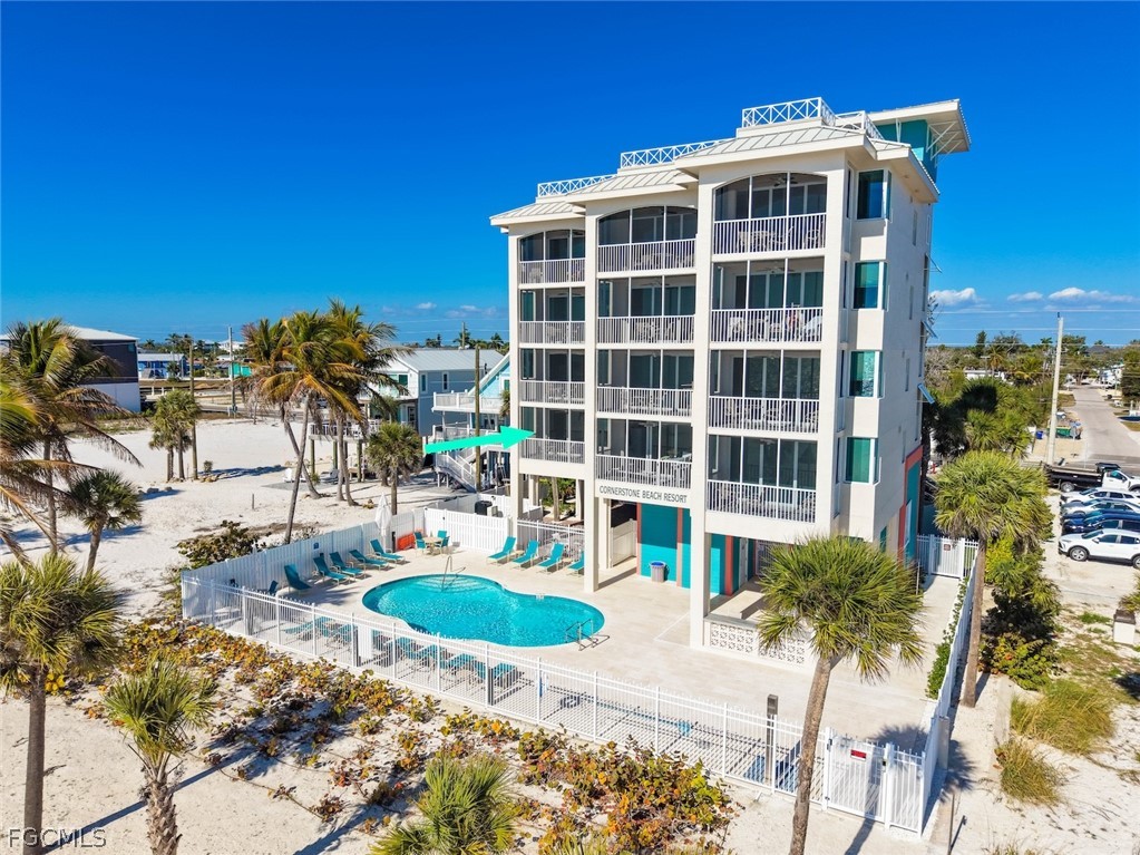 5480 Estero Boulevard 103