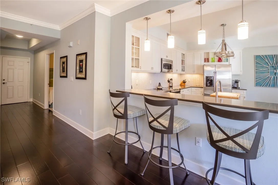 Naples, Florida 34102, United States, 3 Bedrooms Bedrooms, ,3 BathroomsBathrooms,Residential,Pending,138556