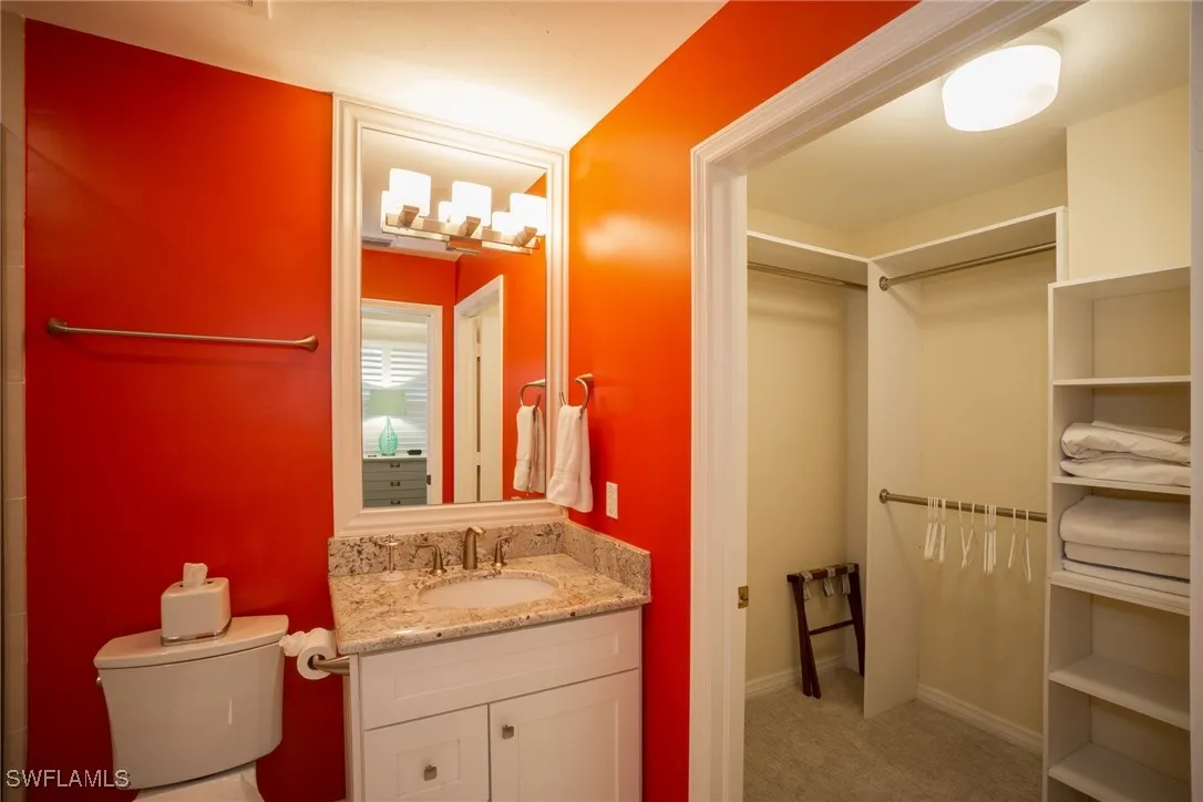 Naples, Florida 34102, United States, 3 Bedrooms Bedrooms, ,3 BathroomsBathrooms,Residential,Pending,138556