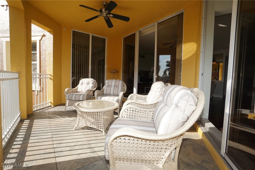 Naples, Florida 34102, United States, 3 Bedrooms Bedrooms, ,3 BathroomsBathrooms,Residential,Pending,138556