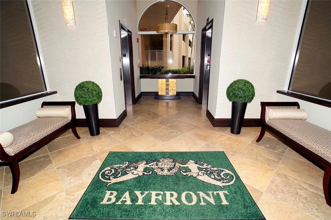 Naples, Florida 34102, United States, 3 Bedrooms Bedrooms, ,3 BathroomsBathrooms,Residential,Pending,138556