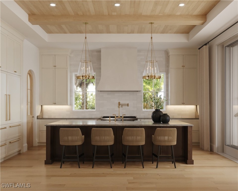 190 7TH Avenue N