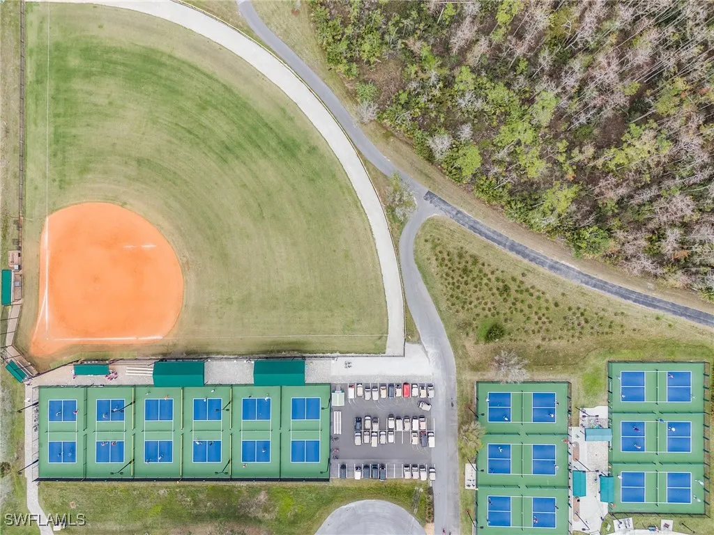 Fort Myers, Florida 33913, United States, 2 Bedrooms Bedrooms, ,2 BathroomsBathrooms,Residential,Active,8660