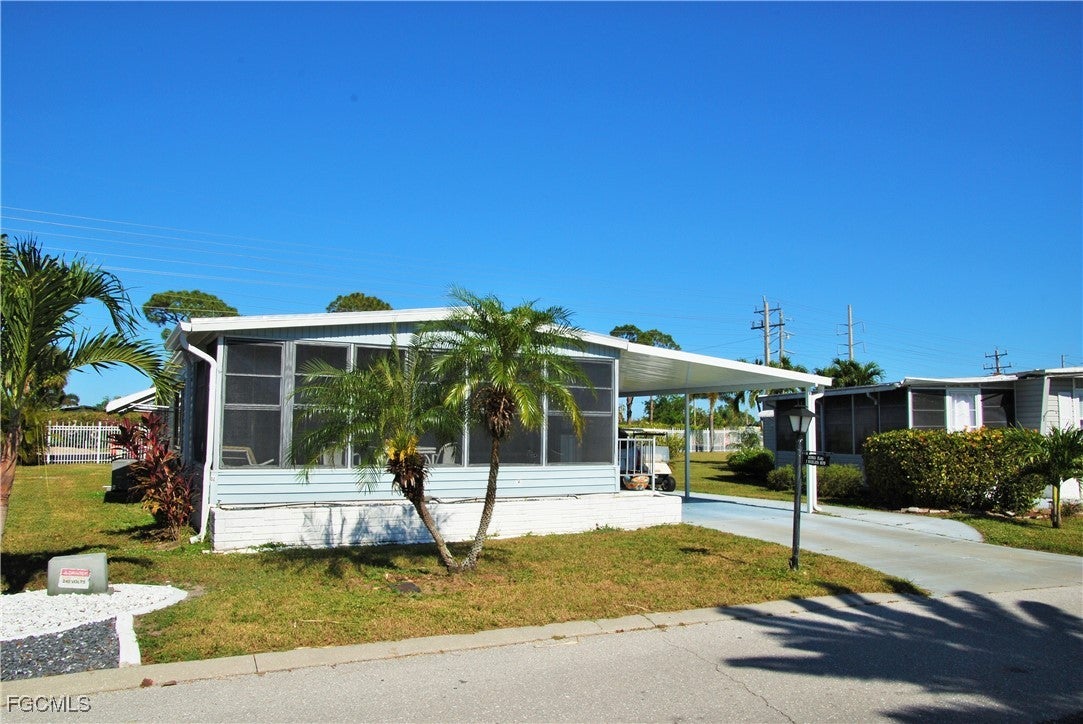 7 Nicklaus Boulevard