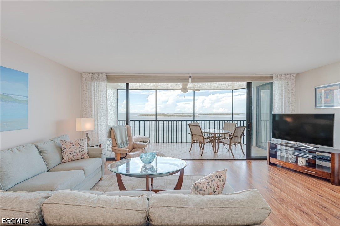 17080 Harbour Point Drive 916