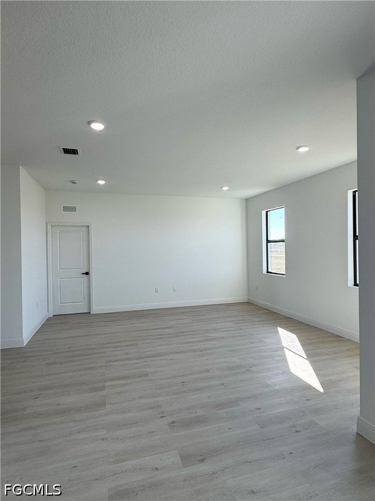 3048 Birwood Circle