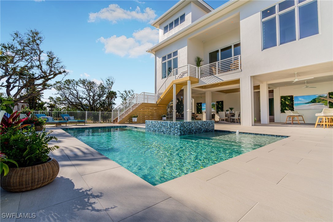 5921 Estero Boulevard