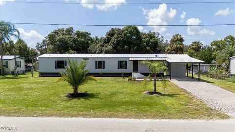 671 Bennett Avenue Labelle FL 33935