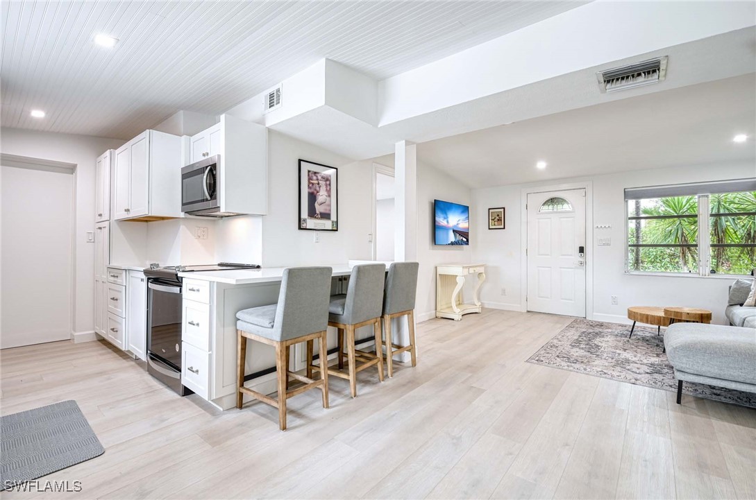 1280 Barbizon Lane