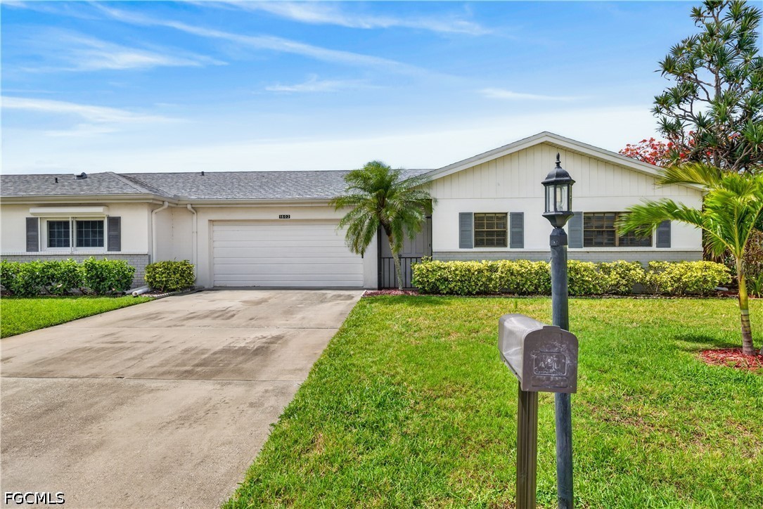 1502 Myerlee Country Club Boulevard