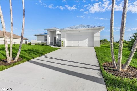 Photo of 526 Braelyn Street, Labelle, FL 33935 (MLS # 2026018676)