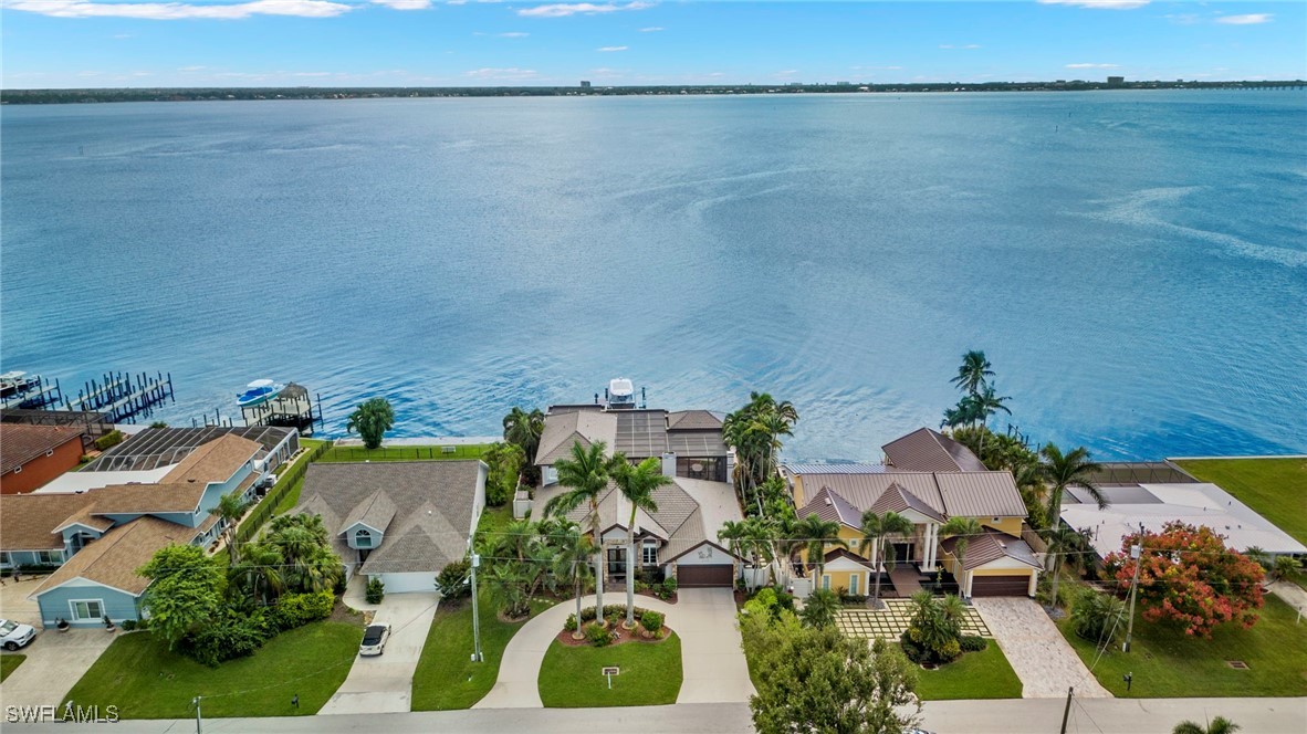 2246 SE 28th Street
