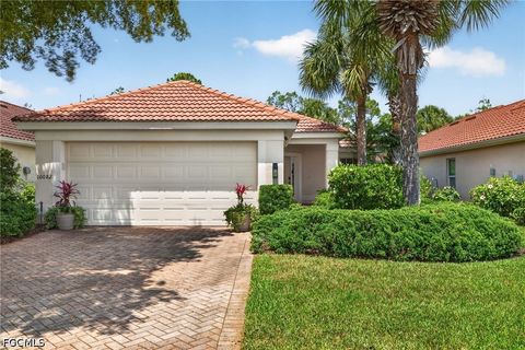 Tiny photo for 10082 Oakhurst Way, Fort Myers, FL 33913 (MLS # 2026020170)