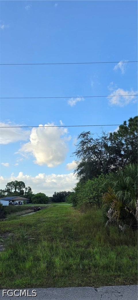 Tiny photo for 851 Spaulding Street E, Lehigh Acres, FL 33974 (MLS # 2026038973)