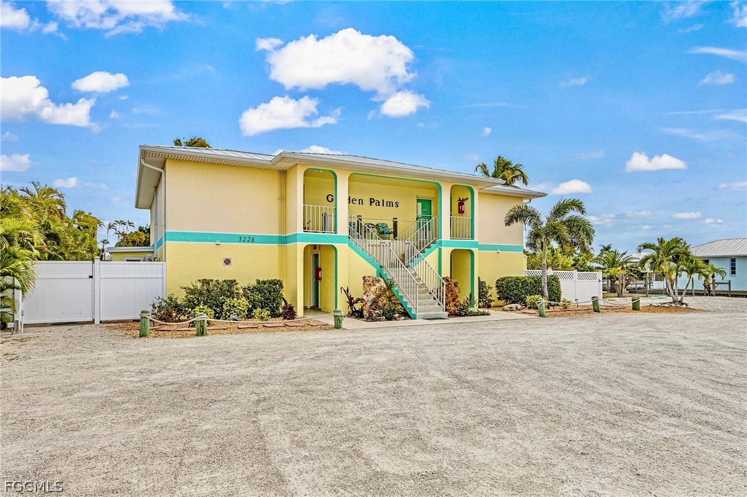 3226 Stringfellow Road