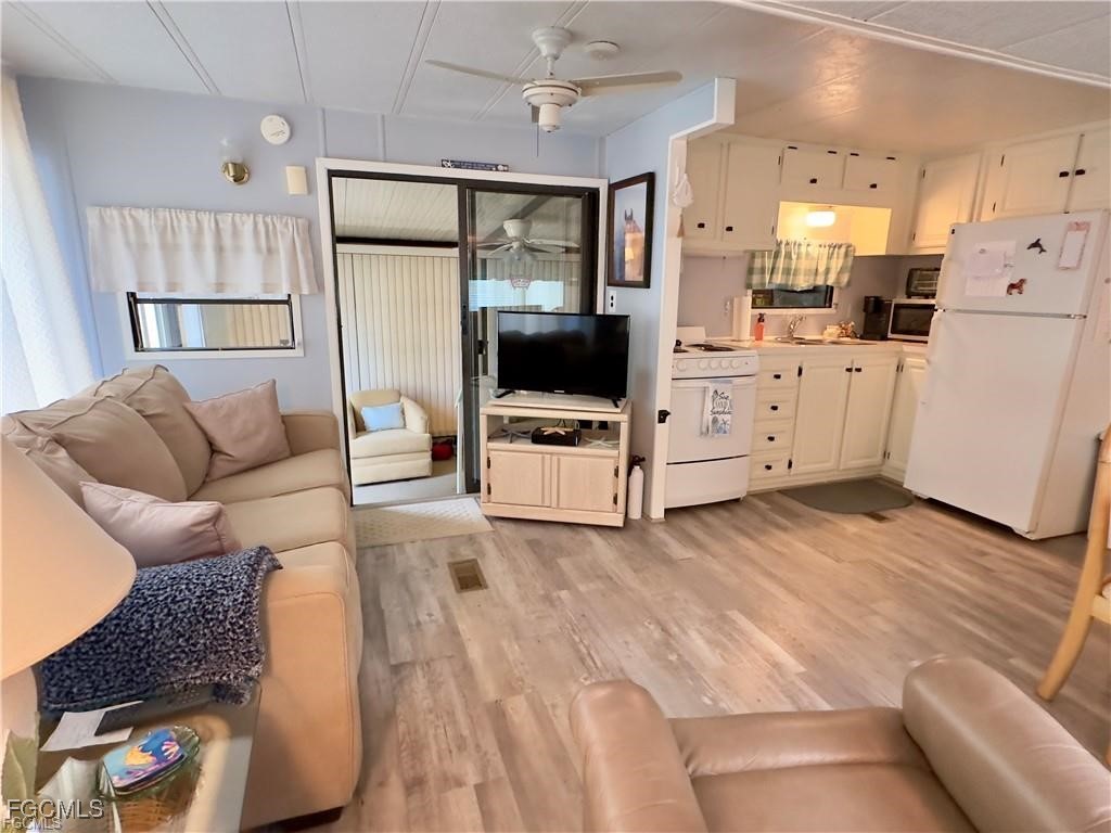 10917 Brown Pelican Circle