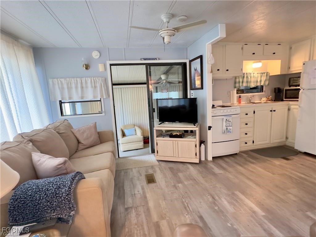 10917 Brown Pelican Circle