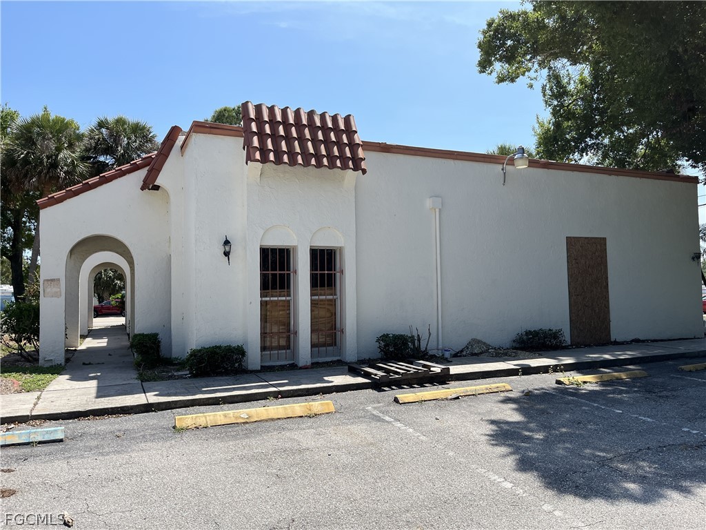 68, 72, 76 Pondella Road