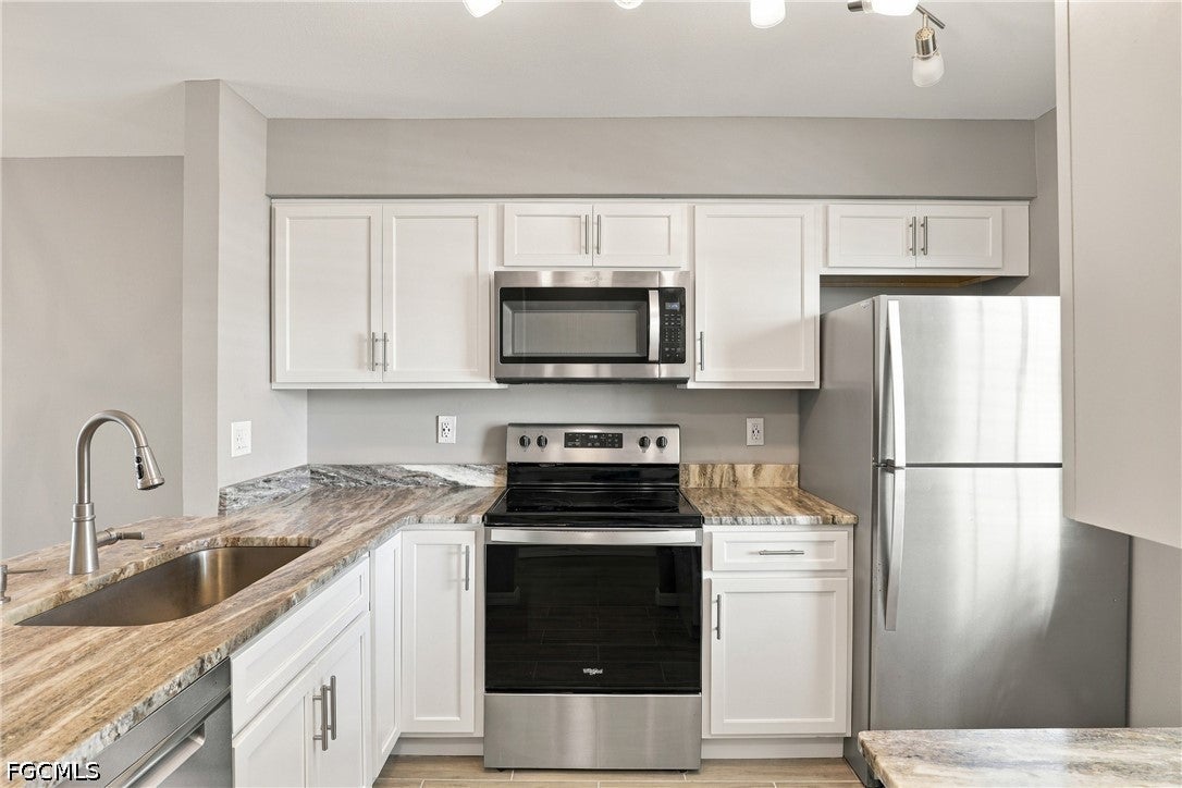 6300 S Pointe Boulevard 208