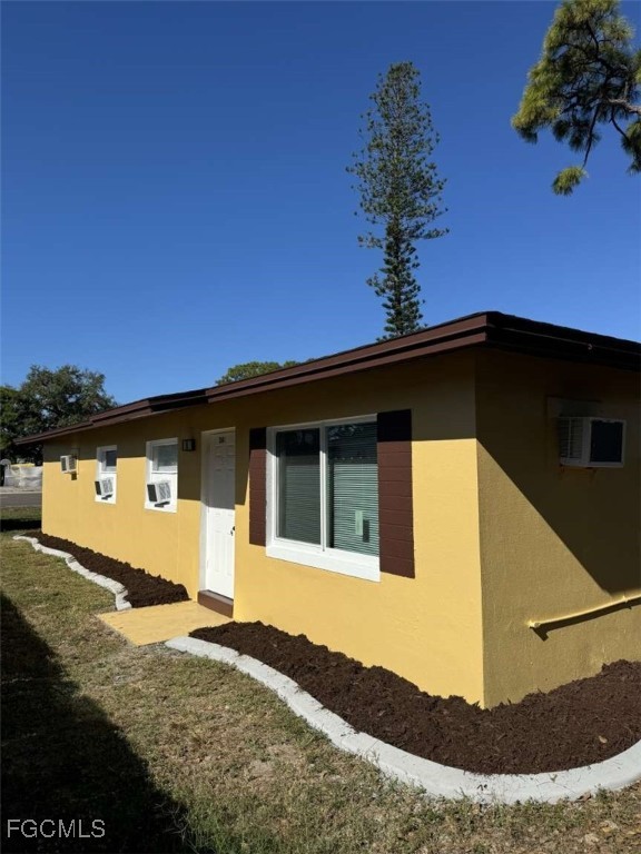 2839/2841 Evans Avenue