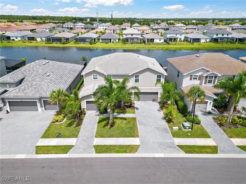 A home in NAPLES