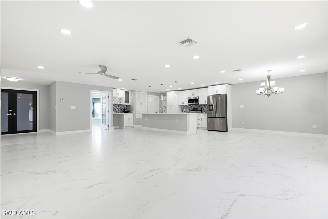 959 N Town And River Drive