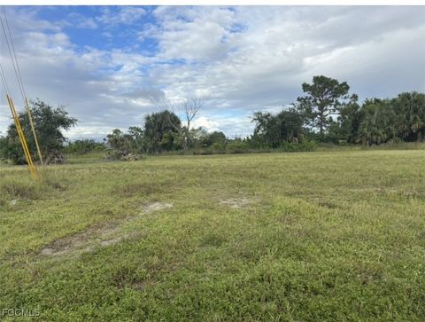 1861 NE 23rd Street Cape Coral FL 33909