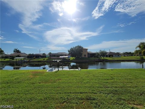 Tiny photo for 22 NE 13th Avenue, Cape Coral, FL 33909 (MLS # 2026019960)
