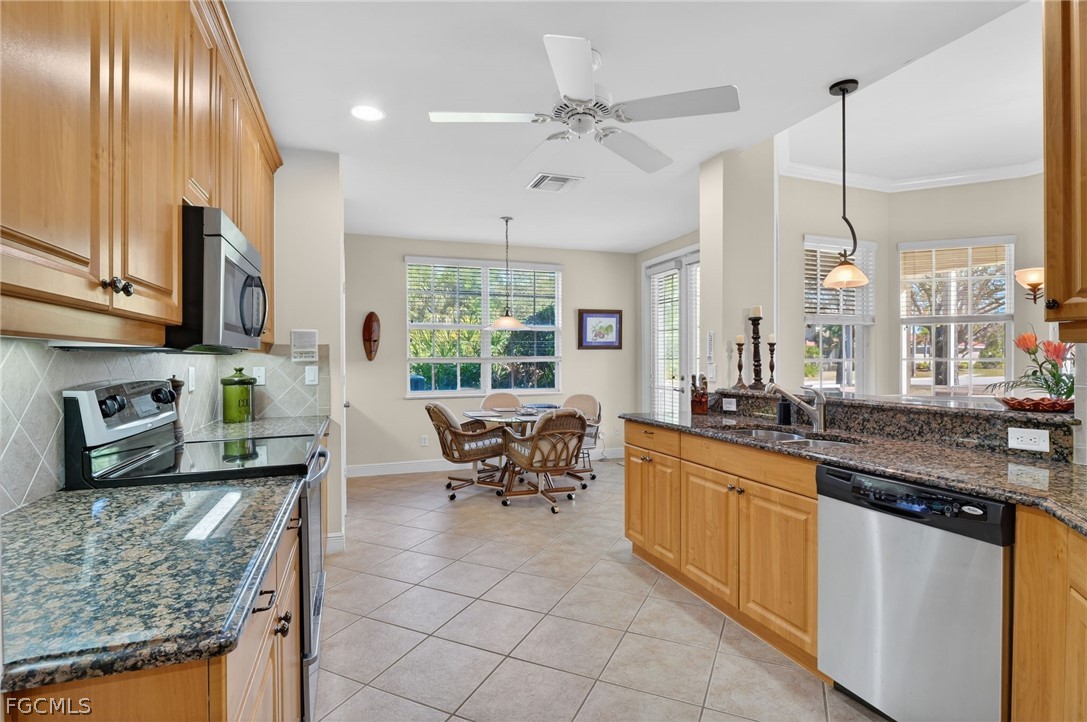 5581 Berkshire Drive 101