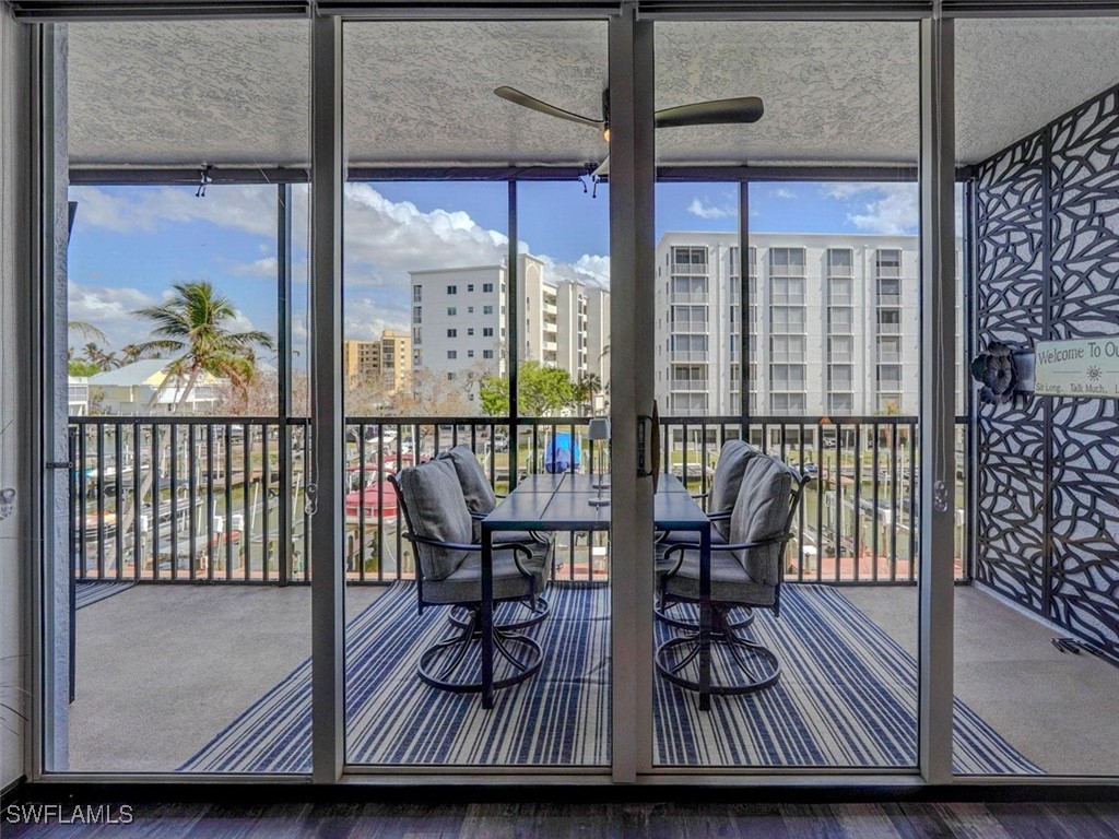 4431 Bay Beach Lane 522