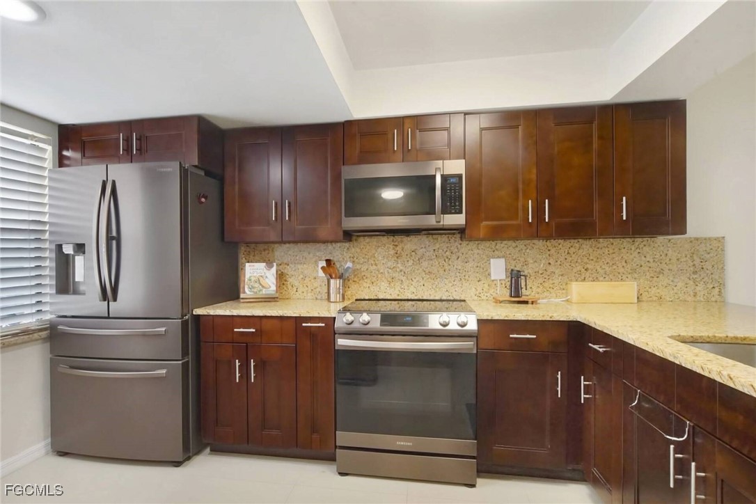 3734 SW 8th Court 101