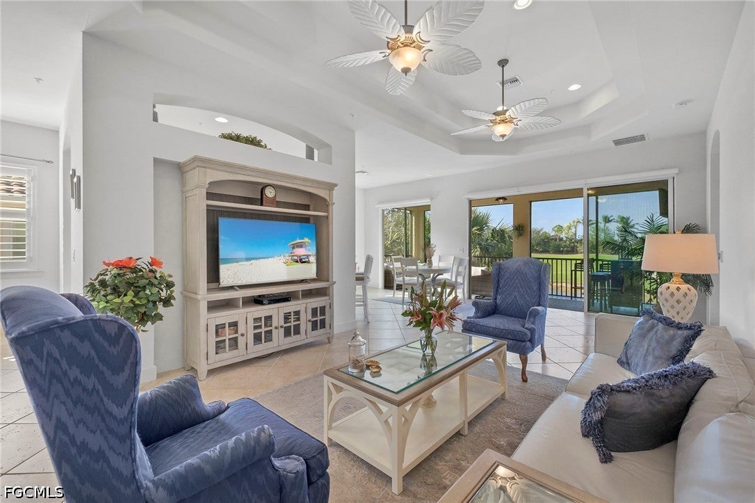 10251 Glastonbury Circle 201