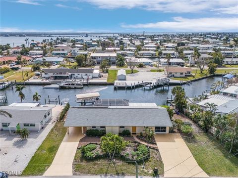 2859 Cheryl Street N 2 Matlacha FL 33993