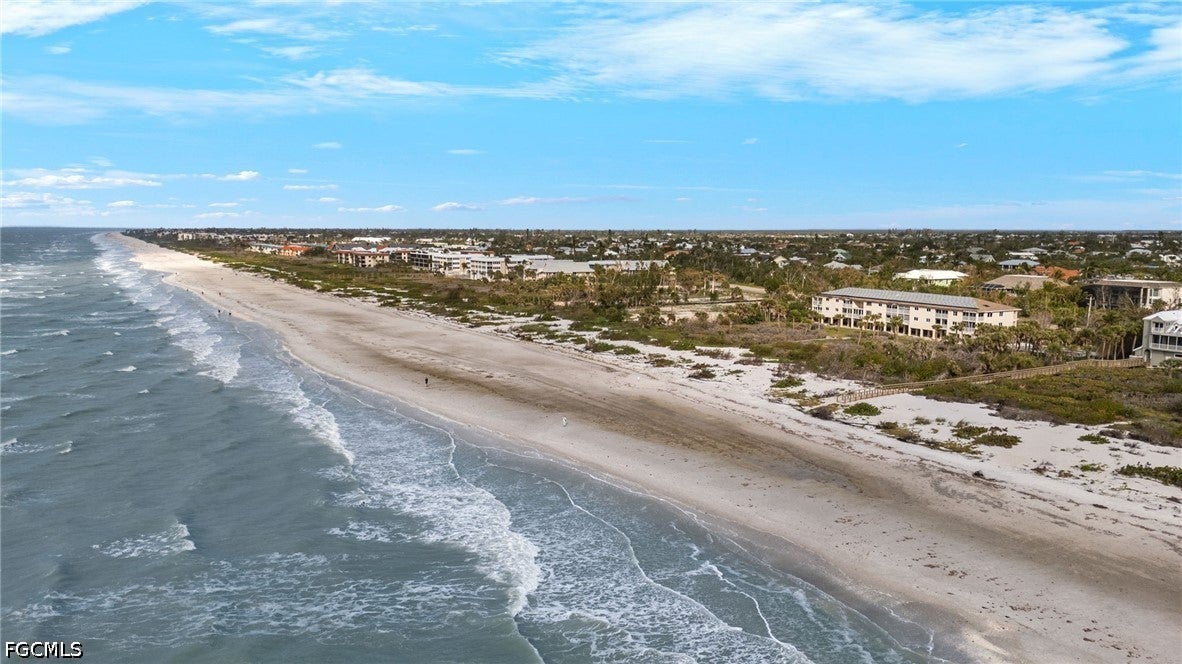 527 E Gulf Drive 203