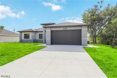 Photo of 365 Perl Street, Port Charlotte, FL 33954 (MLS # 2026032318)