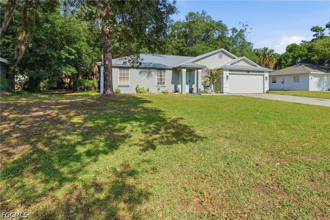 4022 E Sunflower Circle