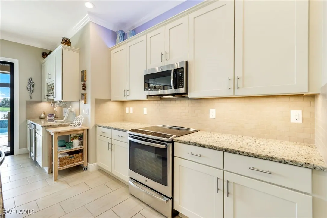 Fort Myers, Florida 33913, United States, 3 Bedrooms Bedrooms, ,3 BathroomsBathrooms,Residential,Active,192658