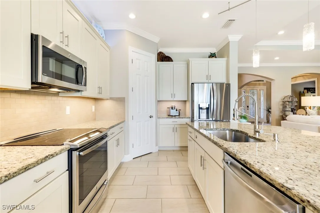 Fort Myers, Florida 33913, United States, 3 Bedrooms Bedrooms, ,3 BathroomsBathrooms,Residential,Active,192658