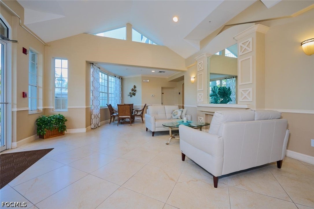 9111 Southmont Cove 401