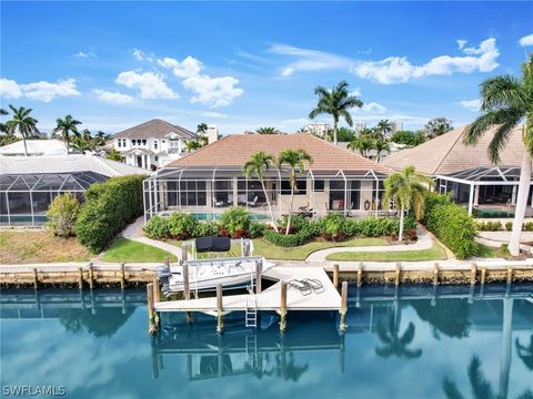 A home in MARCO ISLAND