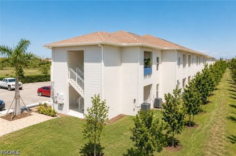 Tiny photo for 3313 SW 8th Place #205, Cape Coral, FL 33914 (MLS # 2026026882)