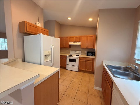Tiny photo for 566 Nimitz Boulevard, Lehigh Acres, FL 33974 (MLS # 2026042109)