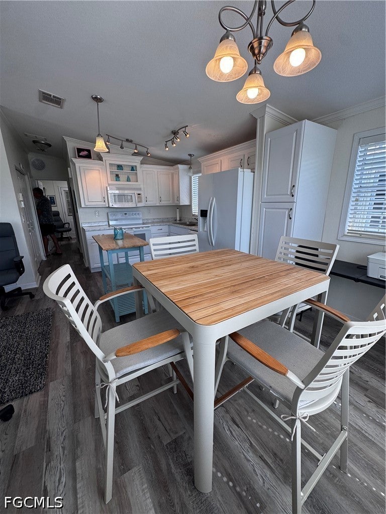 19681 Summerlin Road 405