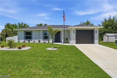 Tiny photo for 448 Glengary Circle, Punta Gorda, FL 33982 (MLS # 2026018529)