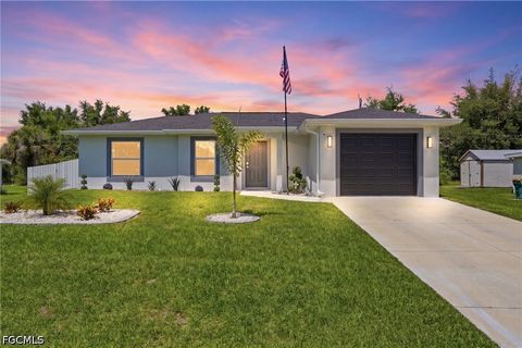 Photo of 448 Glengary Circle, Punta Gorda, FL 33982 (MLS # 2026018529)