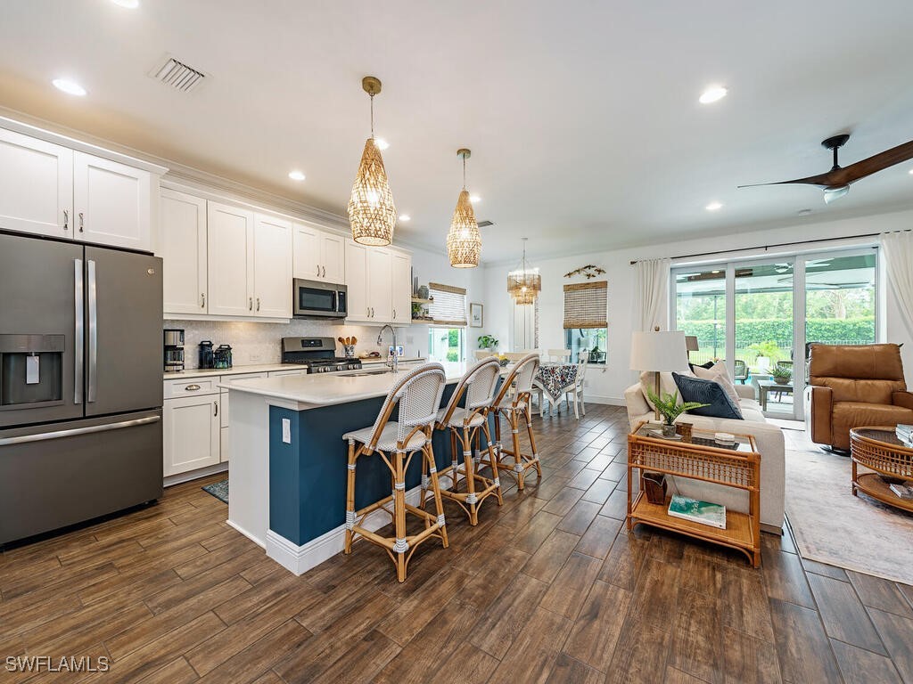 4348 Watercolor Way