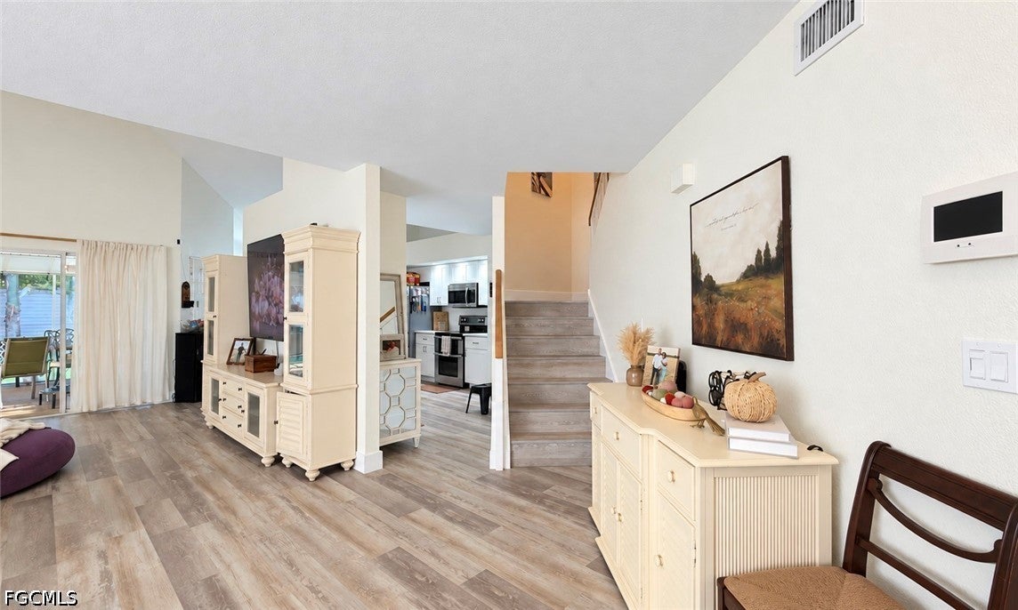 1407 Monarch Circle B2